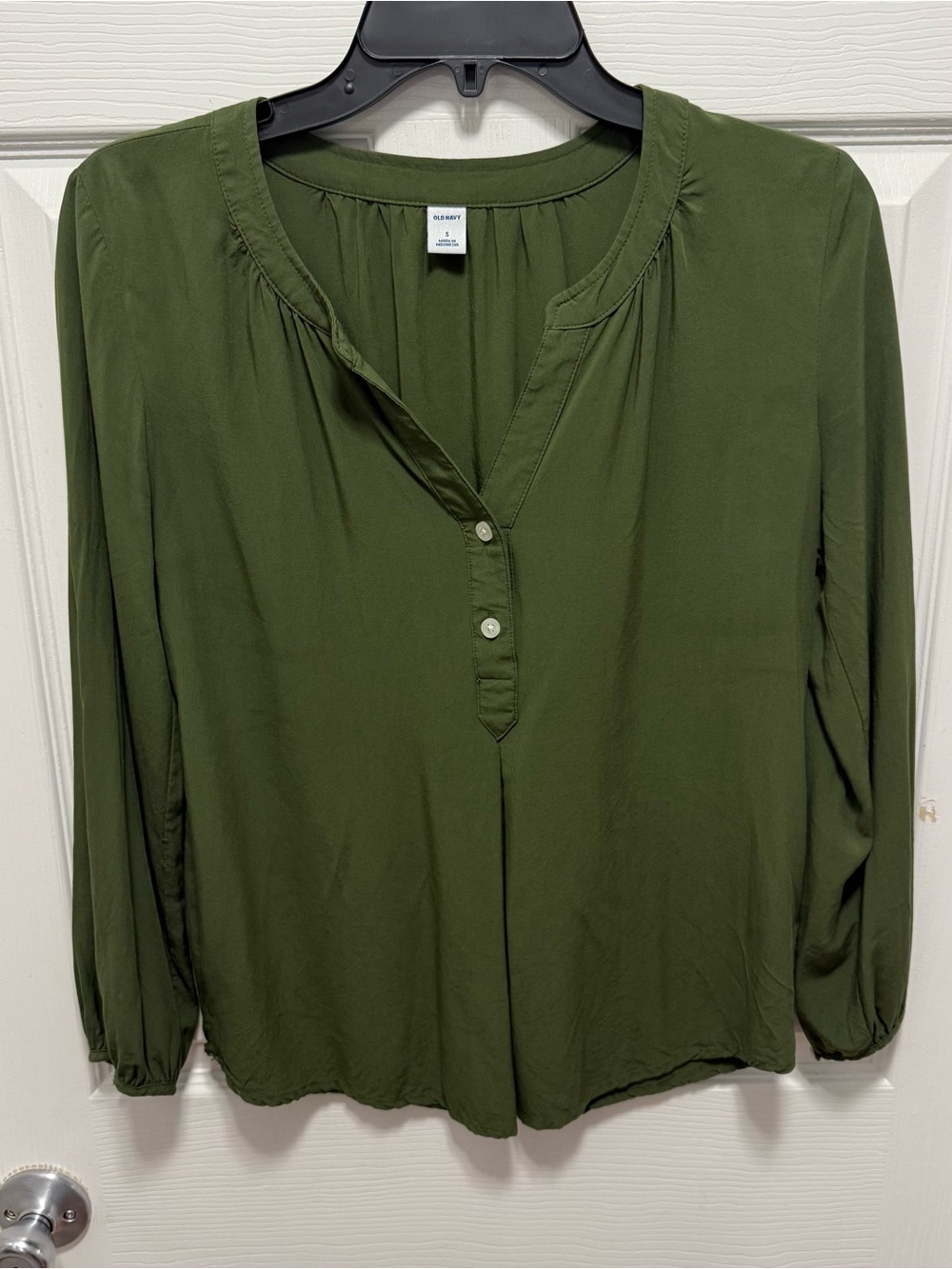 Old Navy Olive Green Split V-Neck Long Sleeve Blouse